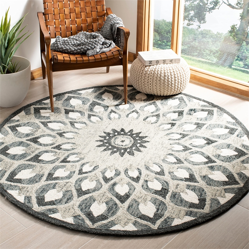 Safavieh Novelty 4' Round Hand Tufted Wool Rug in Charcoal and Ivory