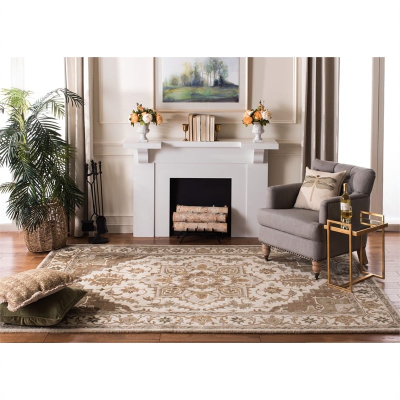 Safavieh Royalty 8' x 10' Hand Tufted Wool Rug in Red and Beige
