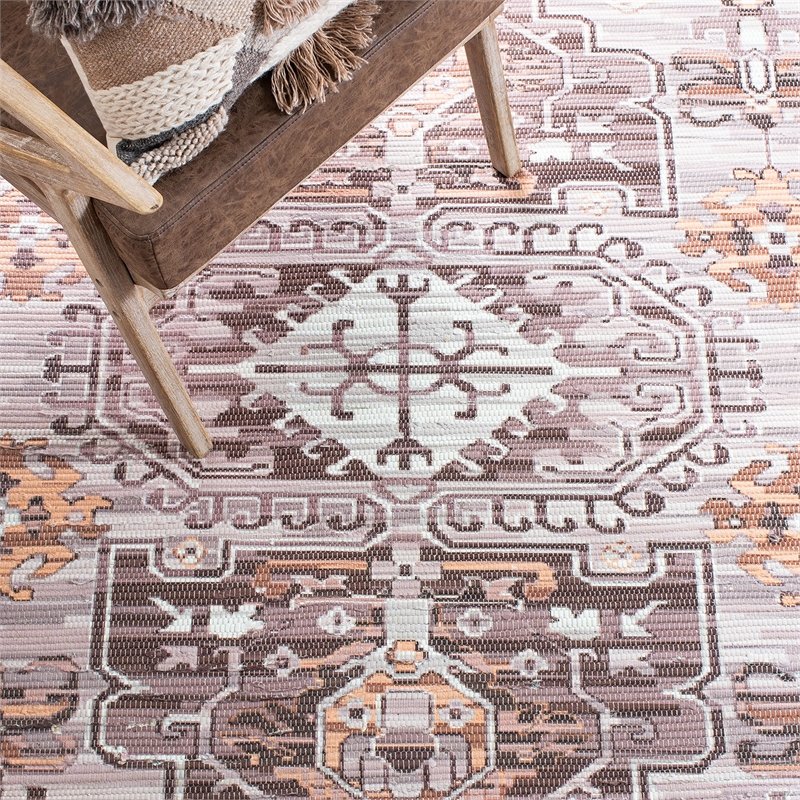 Safavieh Saffron 5' x 8' Hand Loomed Rug in Taupe and Ivory