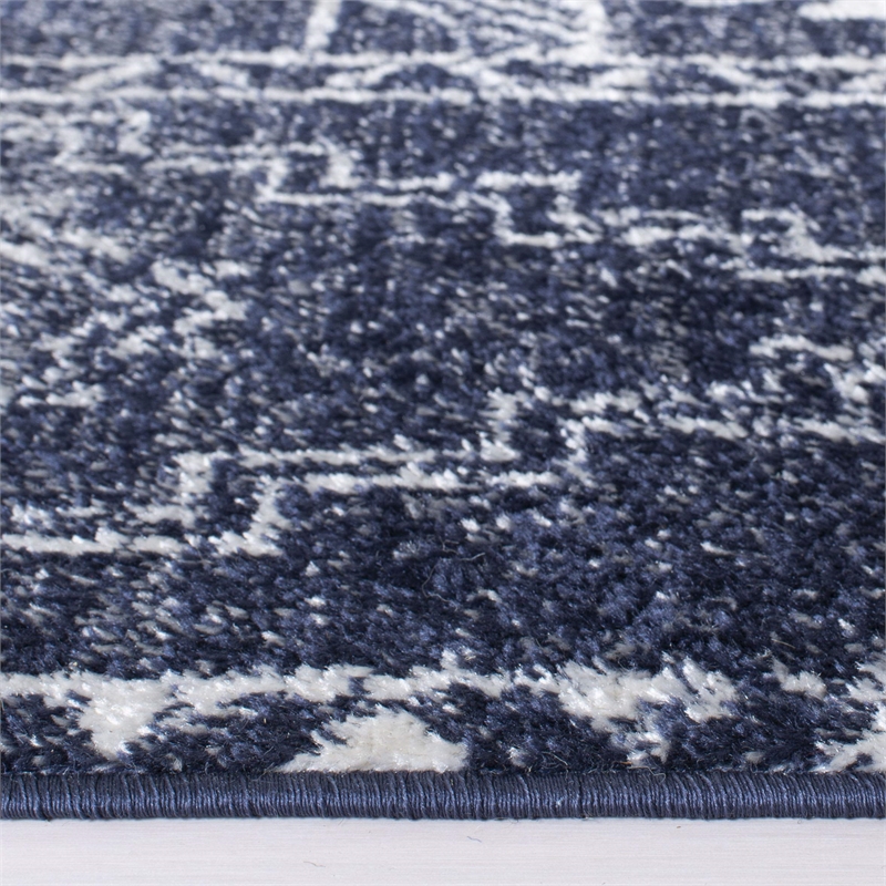 Safavieh Adirondack 4' x 6' Rug in Navy and White