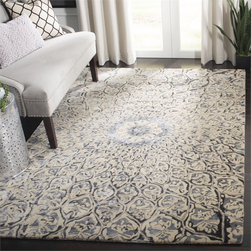 Safavieh Allure 5' x 8' Hand Tufted Rug in Ivory and Charcoal