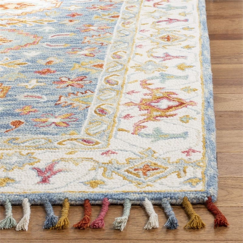 Safavieh Aspen 3' x 5' Hand Tufted Wool Rug in Blue and Ivory