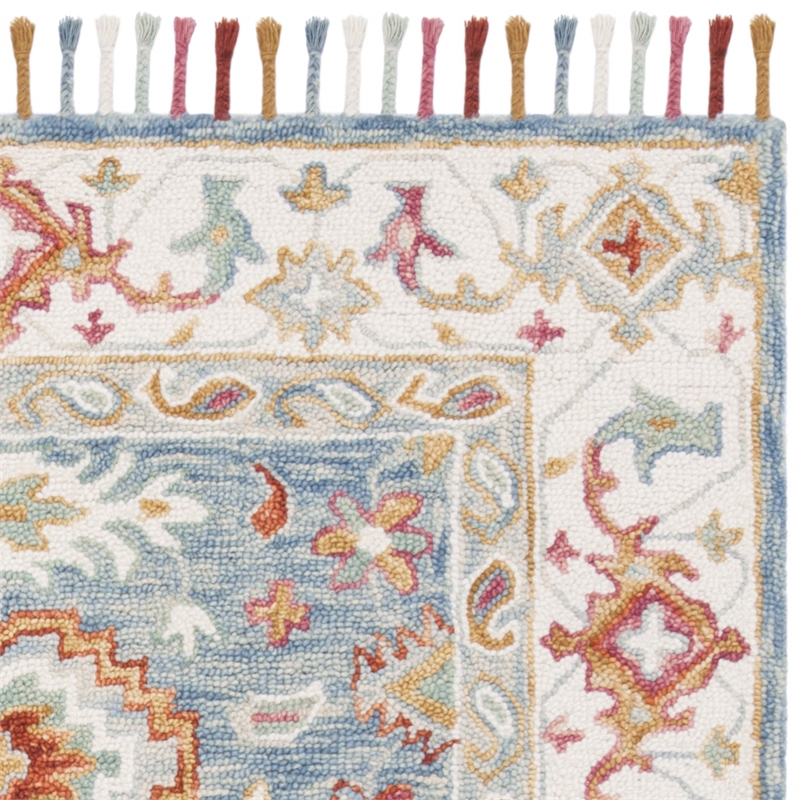 Safavieh Aspen 4' x 6' Hand Tufted Wool Rug in Blue and Ivory