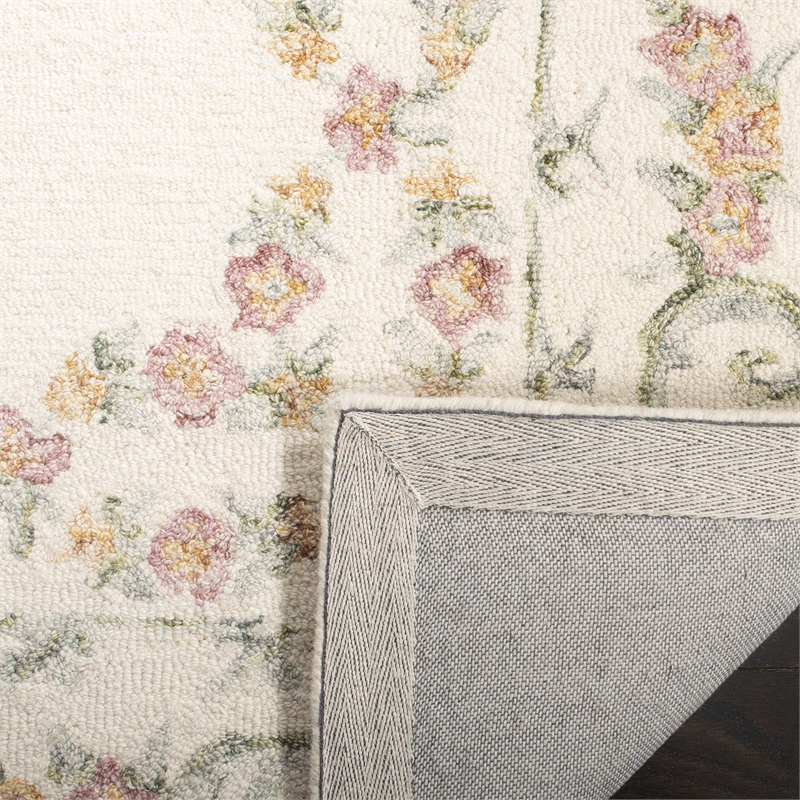 Safavieh Aubusson 6' Round Hand Tufted Wool Rug in Ivory and Pink