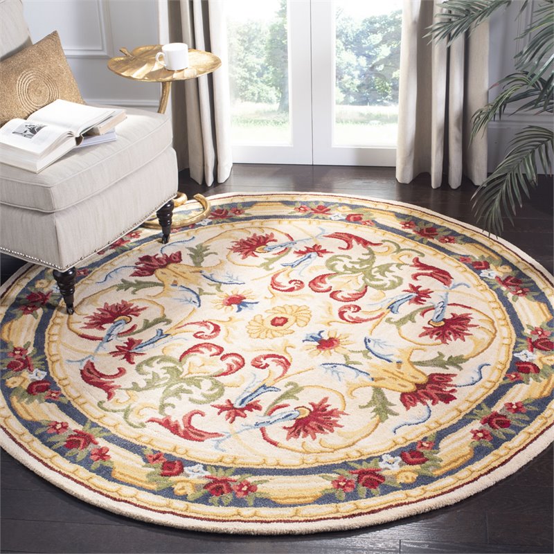 Safavieh Blossom 6' Round Hand Tufted Wool Rug in Ivory and Green