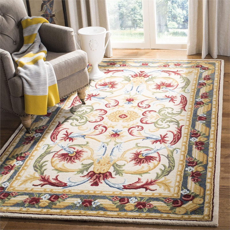 Safavieh Blossom 6' Square Hand Tufted Wool Rug in Ivory and Green