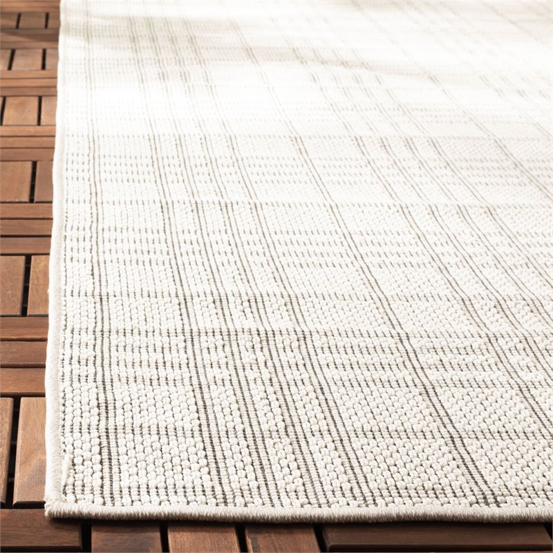 Safavieh Bermuda 4' x 6' Rug in Ivory and Light Gray