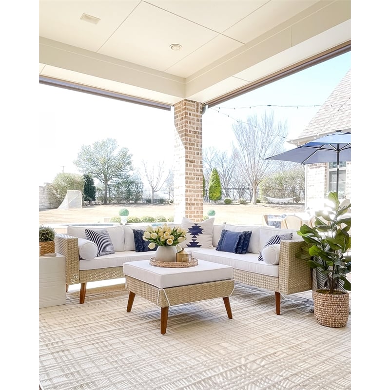 Safavieh Bermuda 9' x 12' Rug in Ivory and Light Gray