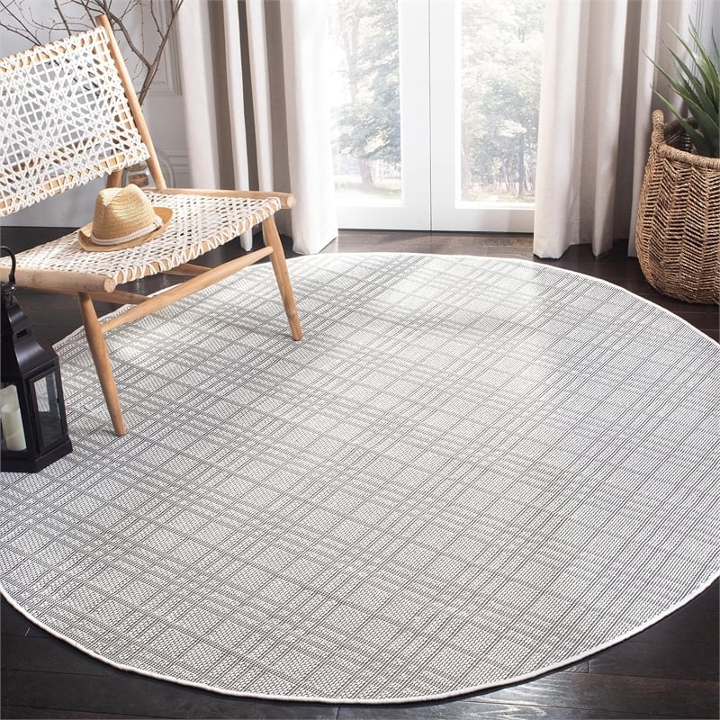 Safavieh Bermuda 9' x 12' Rug in Gray