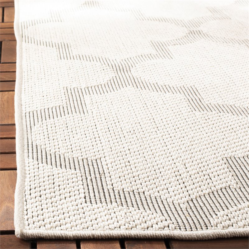 Safavieh Bermuda 4' x 6' Rug in Ivory and Light Gray