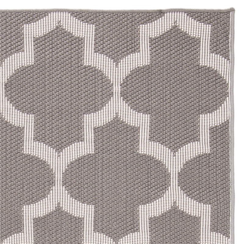 Safavieh Bermuda 4' x 6' Rug in Ivory and Gray