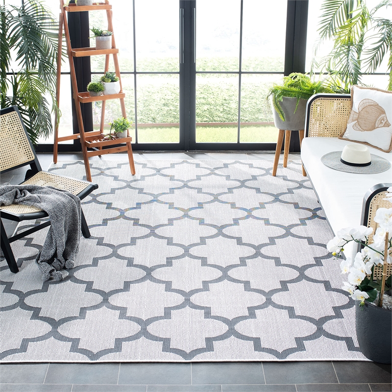 Safavieh Bermuda 9' x 12' Rug in Ivory and Gray