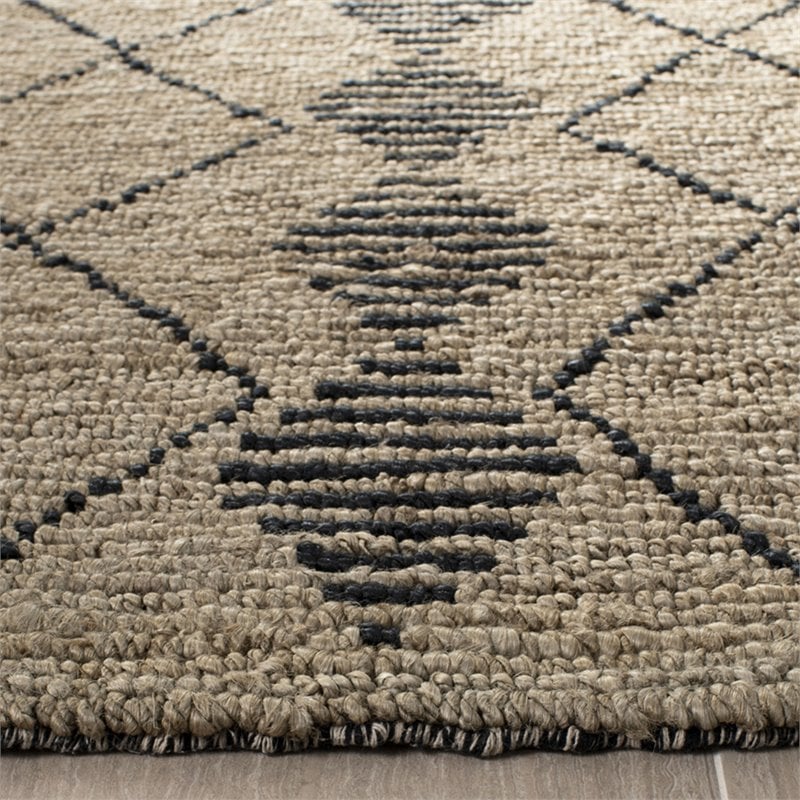 Safavieh Bohemian 2' x 3' Hand Loomed Jute Rug in Beige and Black