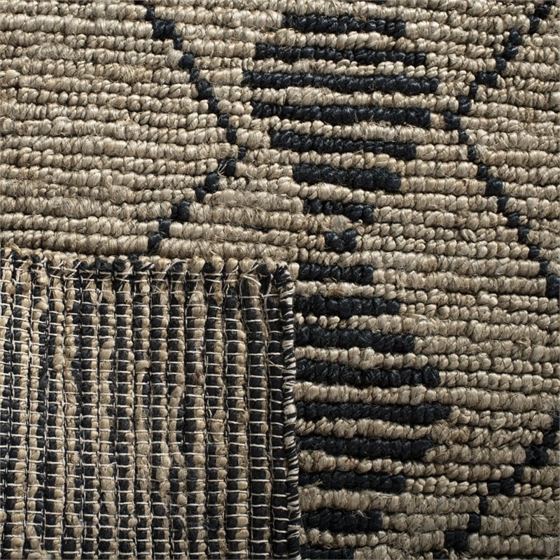 Safavieh Bohemian 2' x 3' Hand Loomed Jute Rug in Beige and Black