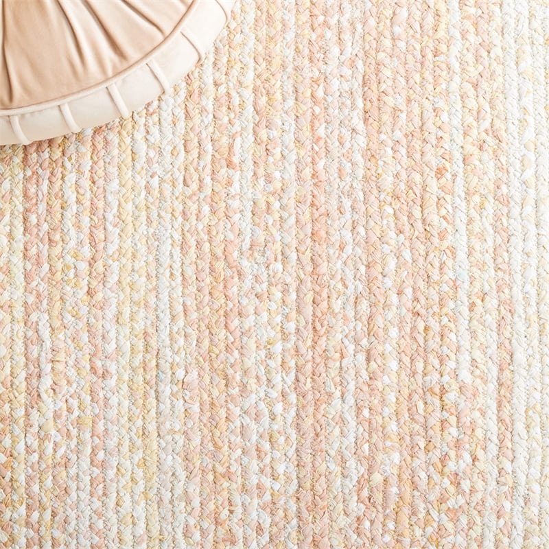 Safavieh Braided 5' Round Hand Woven Rug in Beige