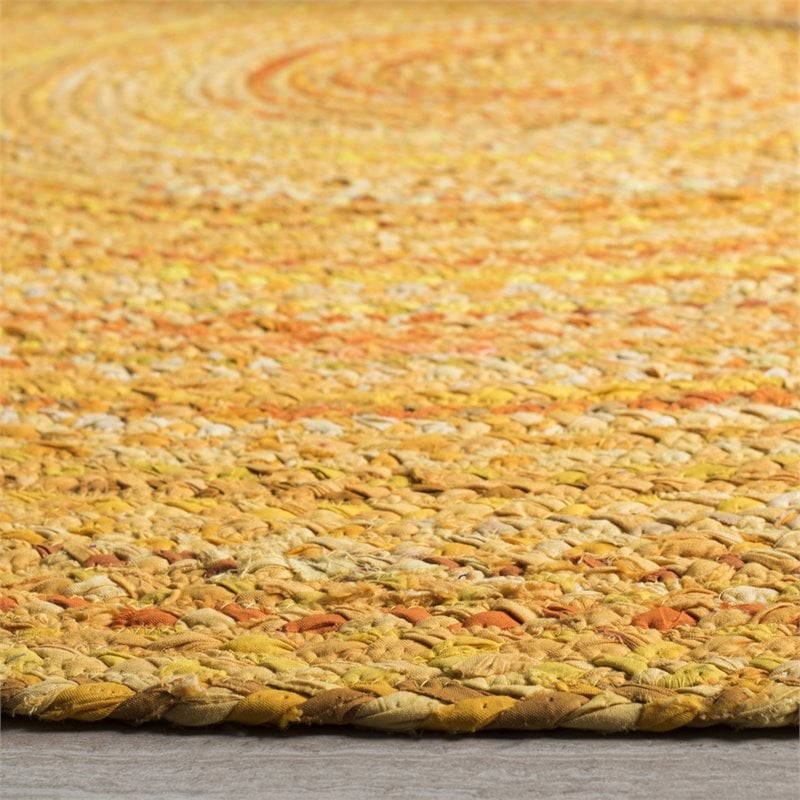 Safavieh Braided 3' Round Hand Woven Rug in Gold