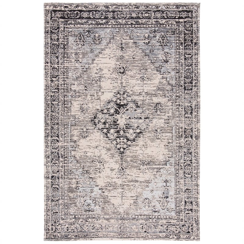 Safavieh Classic Vintage 4' x 6' Rug in Gray