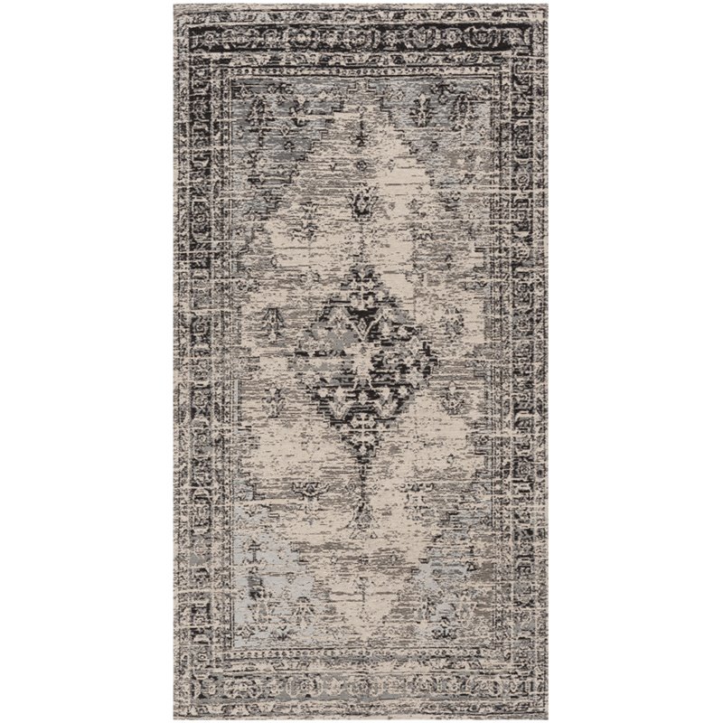 Safavieh Classic Vintage 6' x 9' Rug in Gray