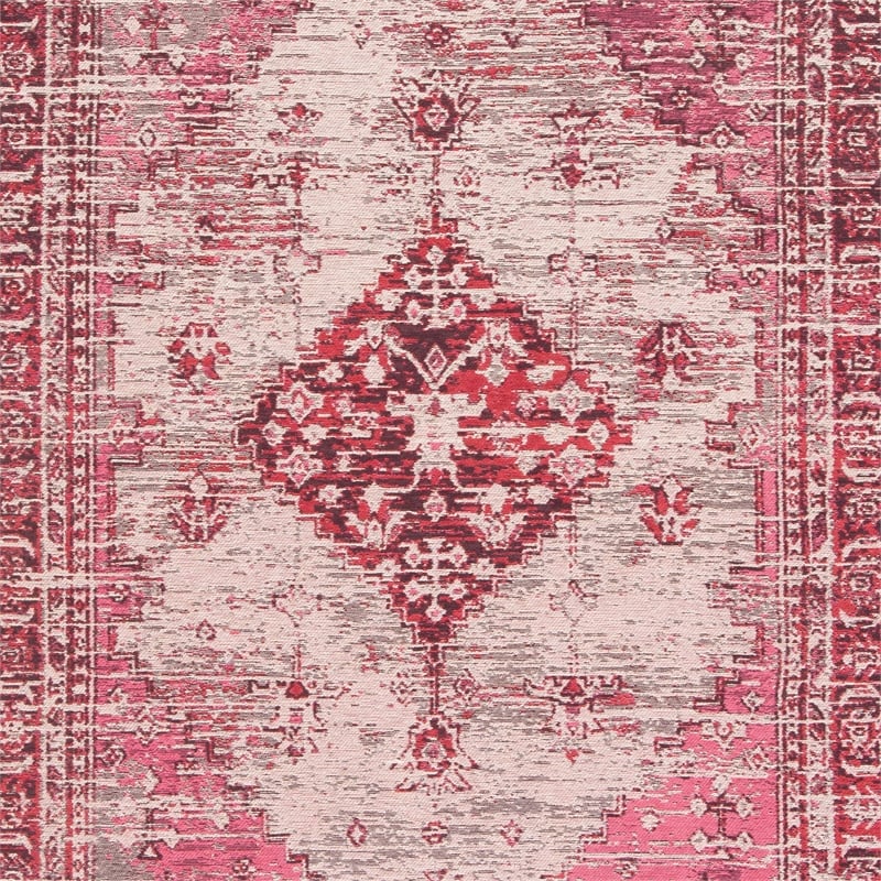 Safavieh Classic Vintage 6' x 9' Rug in Fuchsia