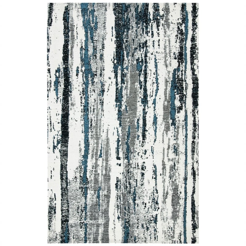 Safavieh Classic Vintage 5' x 8' Rug in Navy and Ivory