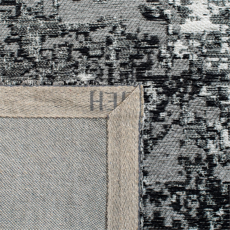 Safavieh Classic Vintage 8' x 10' Rug in Gray and Ivory