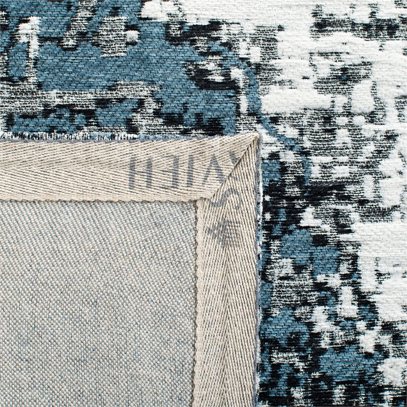 Safavieh Classic Vintage 4' x 6' Rug in Navy and Ivory