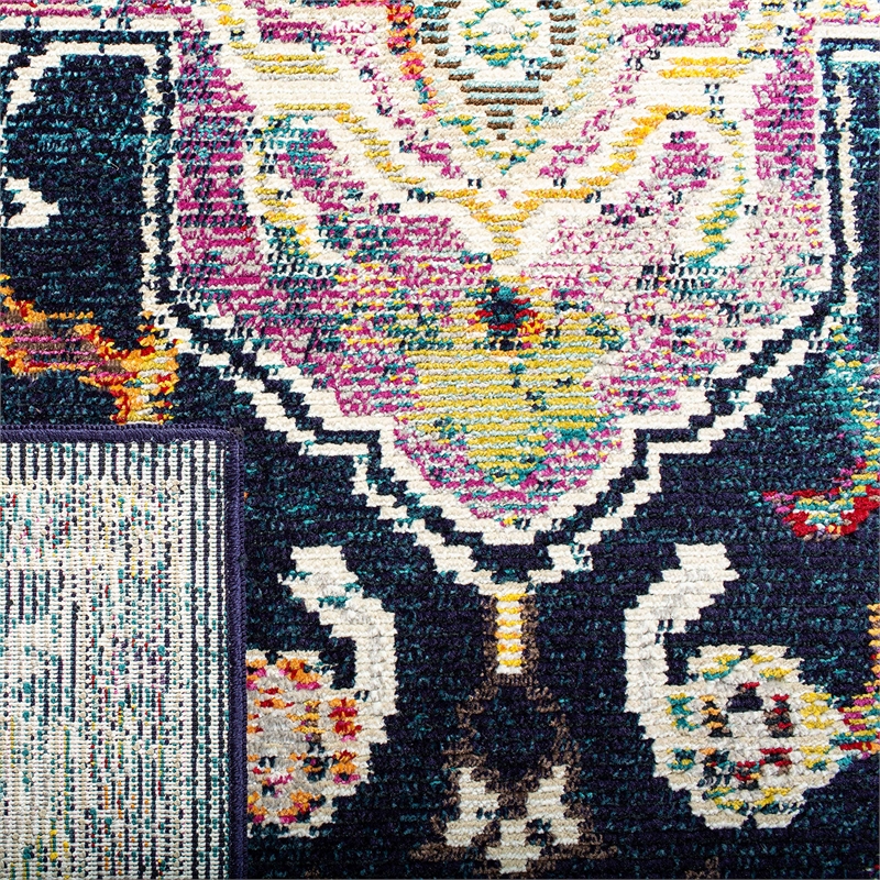 Safavieh Crystal 2'2