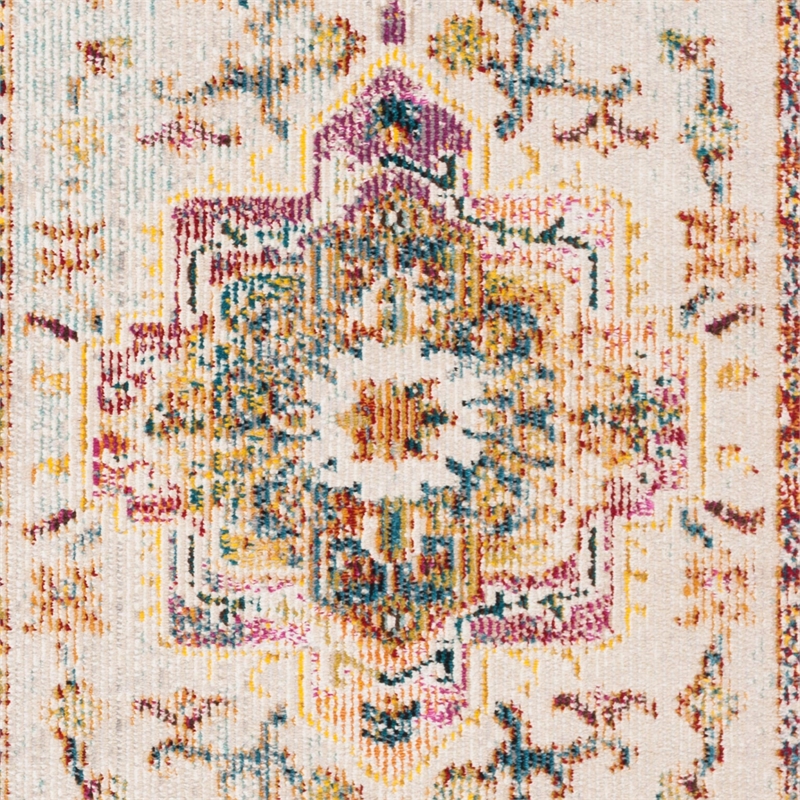 Safavieh Crystal 2'2