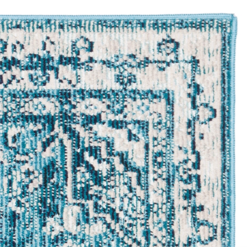 Safavieh Crystal 2'2