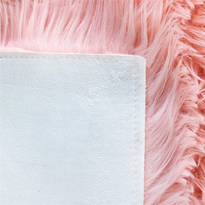 Safavieh 5' x 7' Faux Sheep Skin Rug in Pink