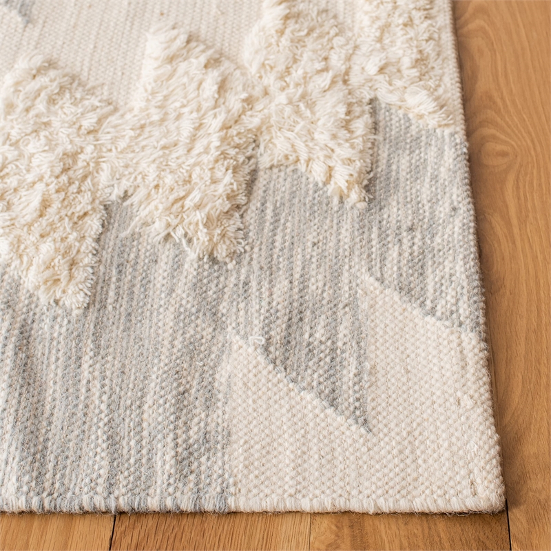 Safavieh Kenya 9' x 12' Hand Woven Shag Wool Rug in Gray and Ivory
