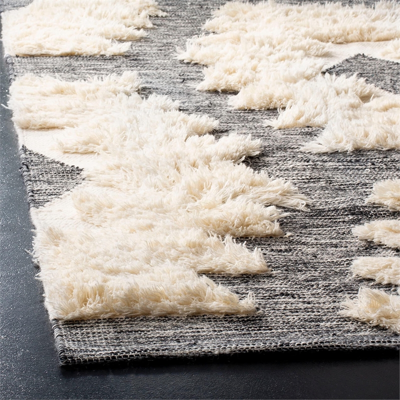 Safavieh Kenya 9' x 12' Hand Woven Shag Wool Rug in Black and Ivory