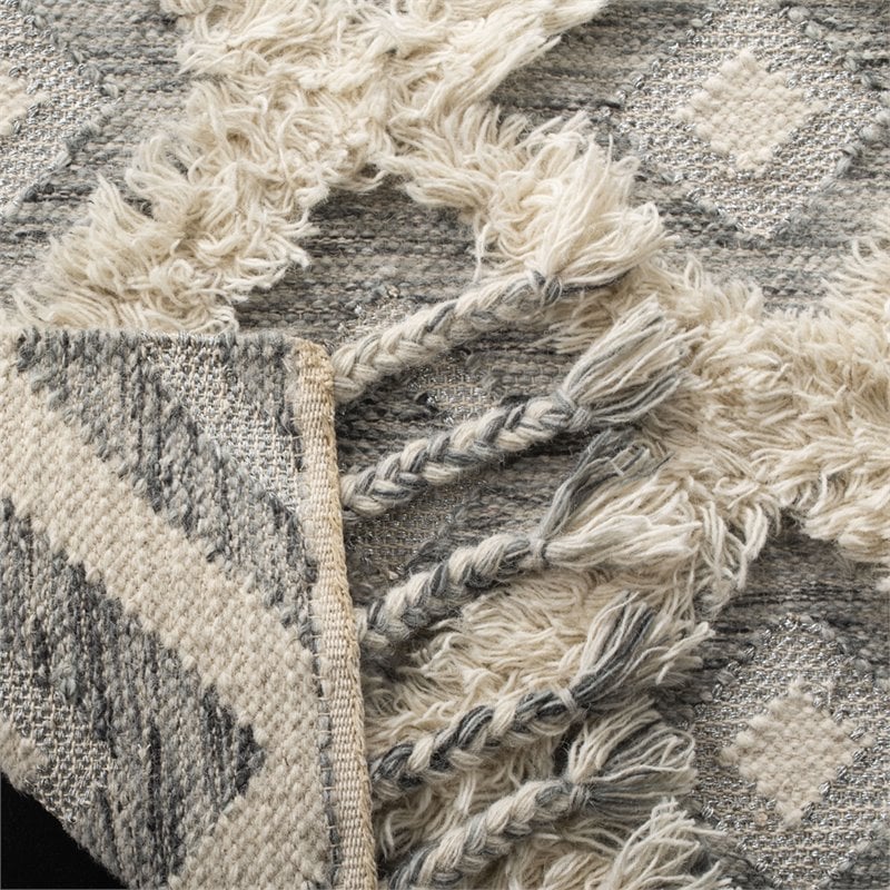 Safavieh Kenya 9' x 12' Hand Knotted Shag Wool Rug in Gray and Ivory