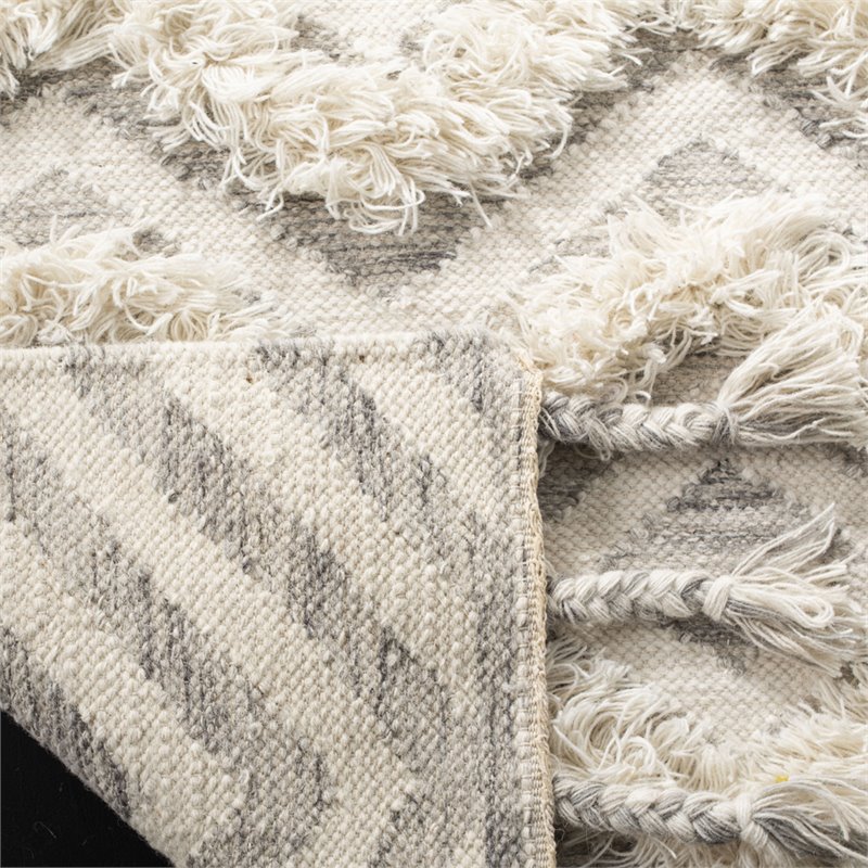 Safavieh Kenya 8' x 10' Hand Knotted Shag Wool Rug in Gray and Ivory