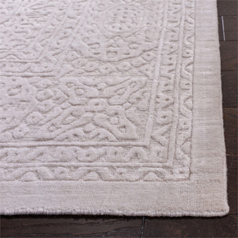 Safavieh Mirage 6' x 9' Hand Loomed Rug in Ivory