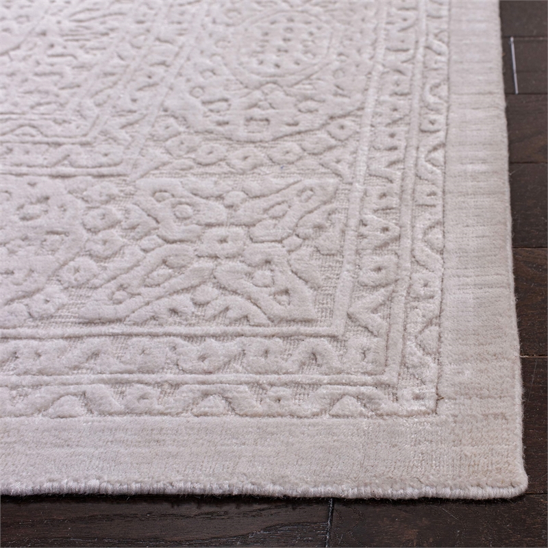 Safavieh Mirage 9' x 12' Hand Loomed Rug in Ivory