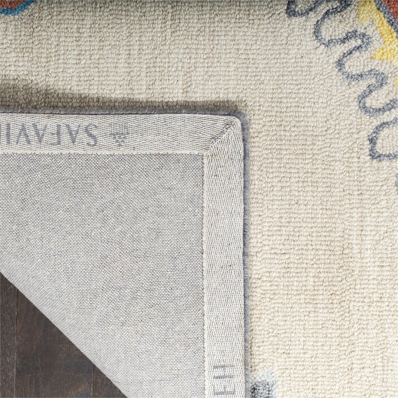 Safavieh Micro-Loop 5' x 8' Hand Tufted Wool Rug in Beige and Orange