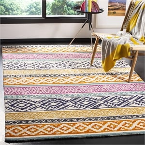 Safavieh Micro-Loop 5' Square Hand Tufted Wool Rug in Ivory and Rust