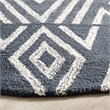 Safavieh Micro-Loop 5' Round Hand Tufted Wool Rug in Blue