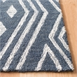 Safavieh Micro-Loop 8' x 10' Hand Tufted Wool Rug in Blue