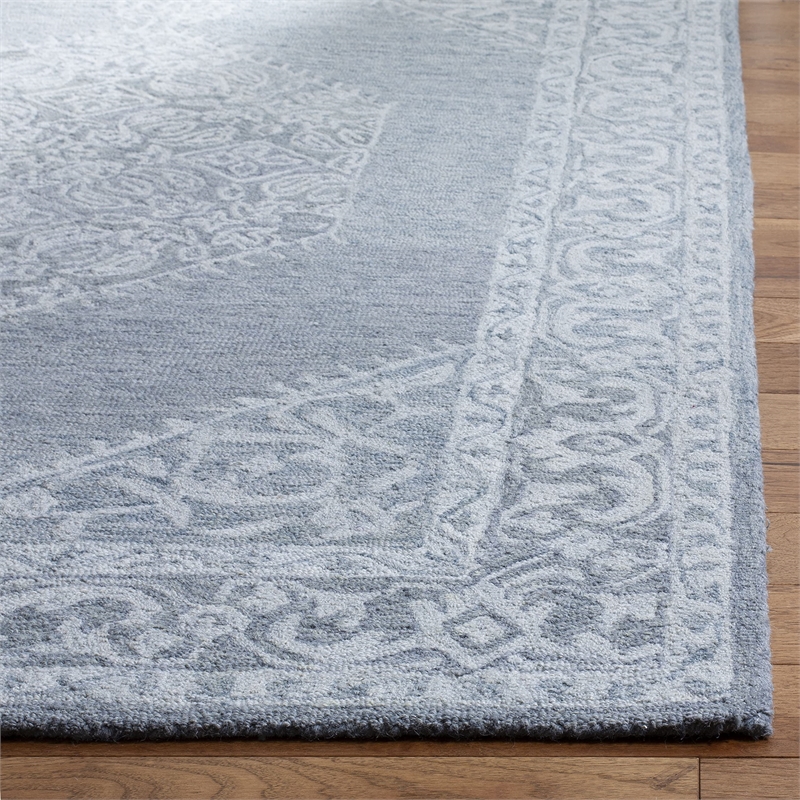 Safavieh Micro-Loop 2'3