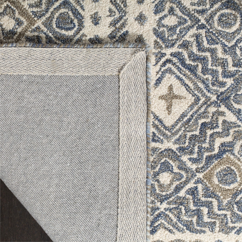 Safavieh Micro-Loop 4' x 6' Hand Tufted Wool Rug in Blue and Ivory