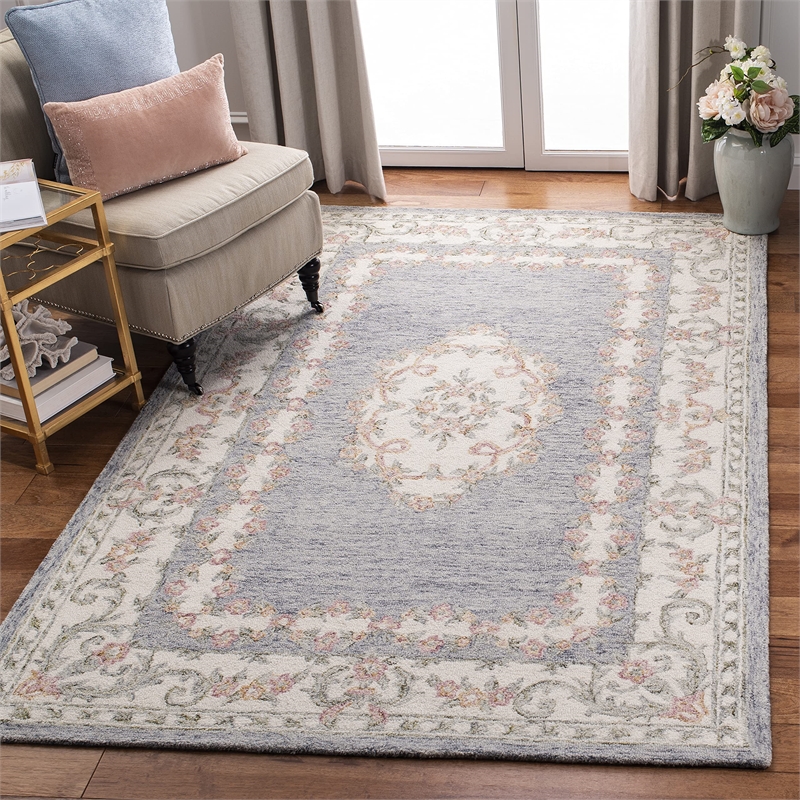 Safavieh Micro-Loop 5' x 8' Hand Tufted Wool Rug in Gray and Ivory
