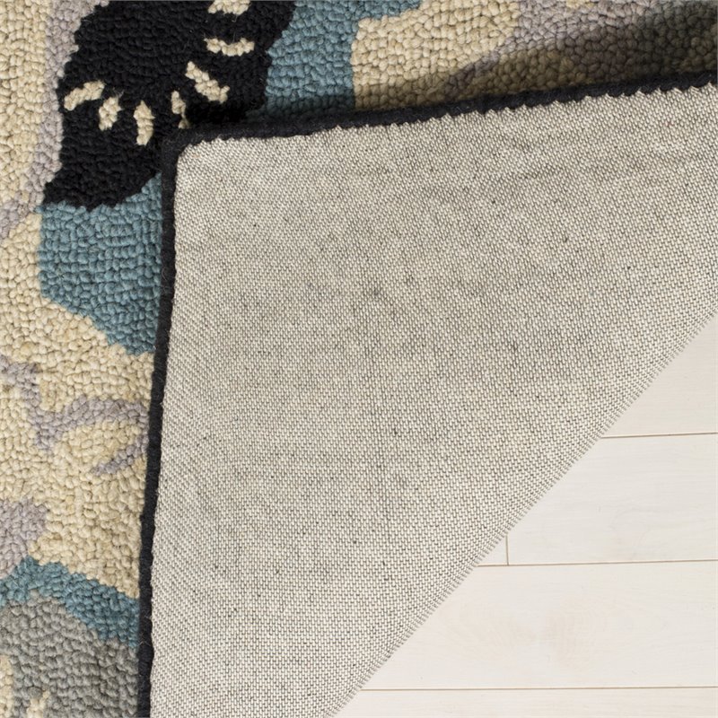 Safavieh Martha Stewart 4' x 6' Hand Tufted Wool Rug in Blue and Gray