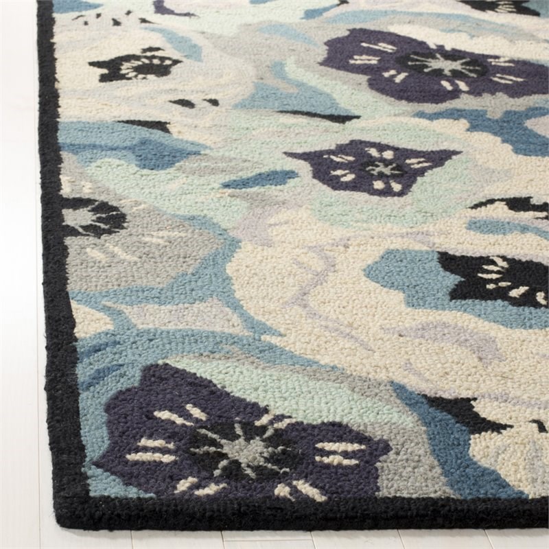 Safavieh Martha Stewart 5' x 8' Hand Tufted Wool Rug in Blue and Gray