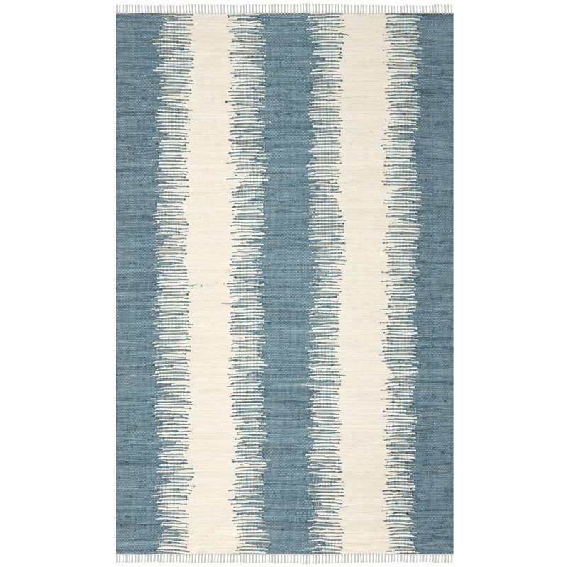 Safavieh Montauk 5' x 7' Hand Woven Rug in Blue and Ivory