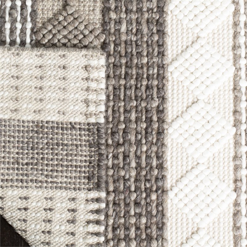 Safavieh Natura 3' x 5' Hand Loomed Wool Rug in Gray and Ivory