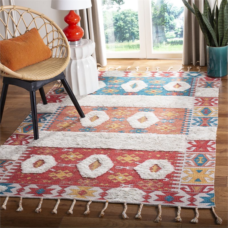 Safavieh Saffron 5' x 8' Hand Loomed Wool Rug in Rust and Beige