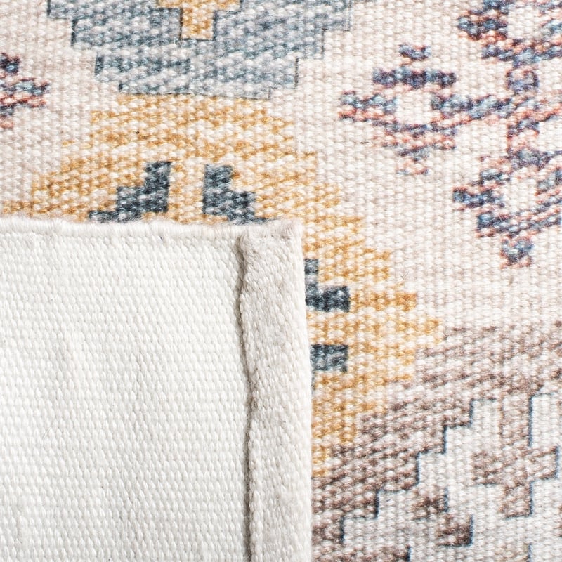 Safavieh Saffron 5' x 8' Hand Loomed Wool Rug in Taupe and Ivory
