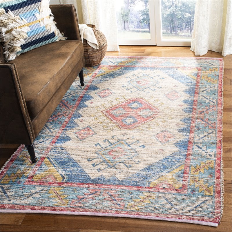 Safavieh Saffron 5' x 8' Hand Loomed Rug in Cream and Blue